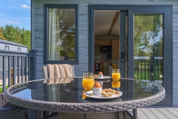 Luxury 2 bed HT (Pet) - Cornish Meadows Holiday Park, Hayle