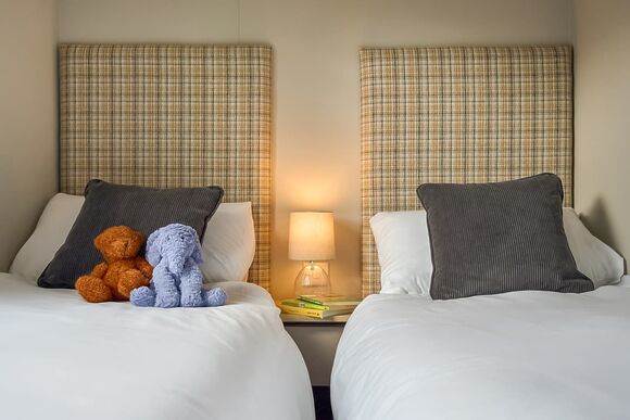 Luxury 2 bed HT (Pet) - Cornish Meadows Holiday Park, Hayle