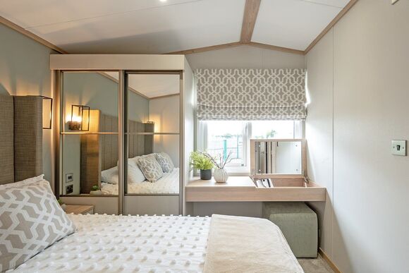 Premium Hot Tub 4 bedroom Holiday Home sleeps 8 - Cornish Meadows Holiday Park, Hayle