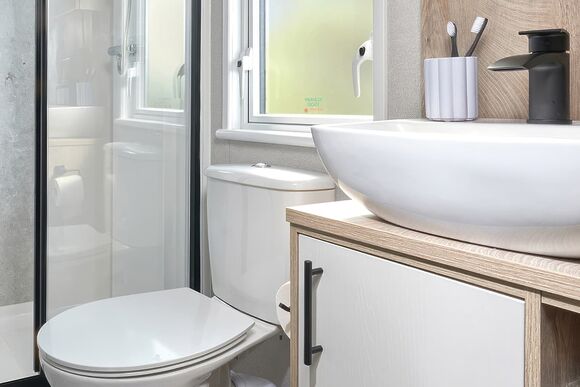 Premium 2 bedroom Holiday Home sleeps 6 - Cornish Meadows Holiday Park, Hayle