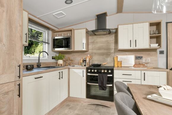 Premium Hot Tub 3 bedroom Holiday Home sleeps 8 - Cornish Meadows Holiday Park, Hayle