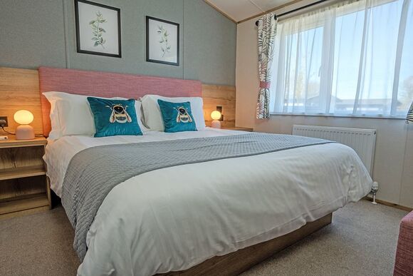 Exclusive Lodge 2 Bed - Padstow Holiday Village, Padstow