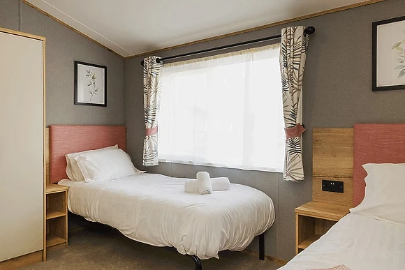 Exclusive Lodge 2 Bed - Padstow Holiday Village, Padstow