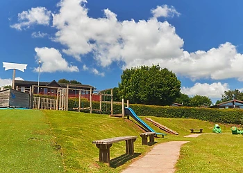 Devon Hills, Paignton