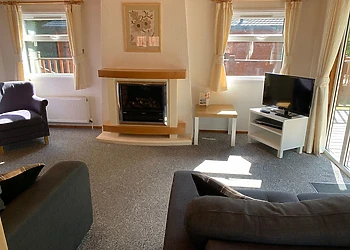 Classic Lodge Hot Tub