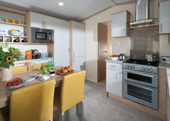 Comfort Plus Caravan Hot Tub 6 - Devon Hills Holiday Park, Paignton