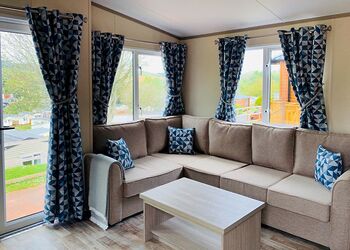 Comfort Caravan Hot Tub 4 - Devon Hills Holiday Park, Paignton