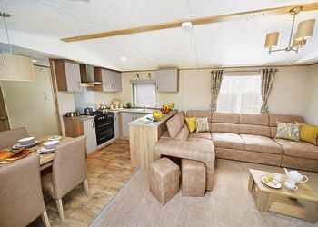 Comfort Caravan Hot Tub 4 - Devon Hills Holiday Park, Paignton