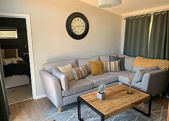 Luxury Holiday Home Hot Tub 4 