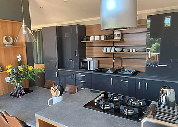 Luxury Holiday Home Hot Tub 4 