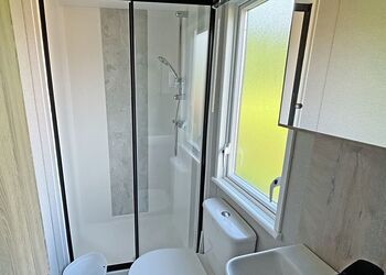 Superior Caravan 4 Hot Tub - Devon Hills Holiday Park, Paignton