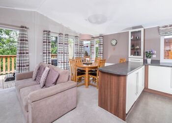 Comfort Lodge Hot Tub 4 - Devon Hills Holiday Park, Paignton