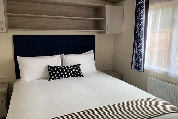 Comfort Caravan Hot Tub 2 - Devon Hills Holiday Park, Paignton