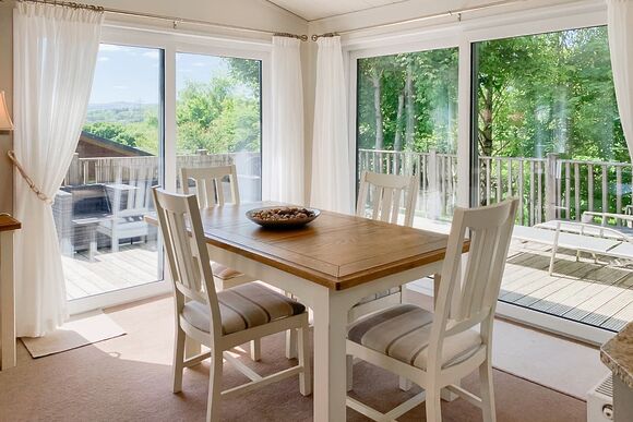 Superior Lodge Hot Tub 4 - Devon Hills Holiday Park, Paignton