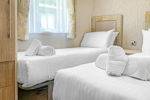 Superior Holiday Home Hot Tub 4 - Devon Hills Holiday Park, Paignton