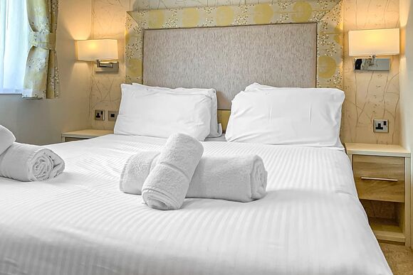 Superior Holiday Home Hot Tub 6 - Devon Hills Holiday Park, Paignton