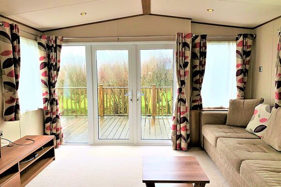 Classic Caravan 4 - Devon Hills Holiday Park, Paignton