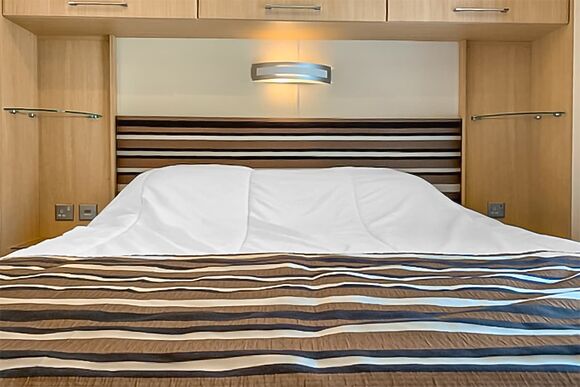 Classic Holiday Home 4 - Devon Hills Holiday Park, Paignton