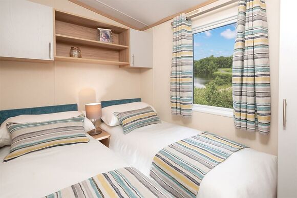 Comfort Plus Caravan 4 - Devon Hills Holiday Park, Paignton