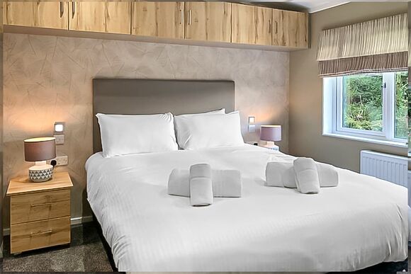 Comfort Plus Lodge 4, Comfort Plus Lodge 4 WF - Devon Hills Holiday Park, Paignton