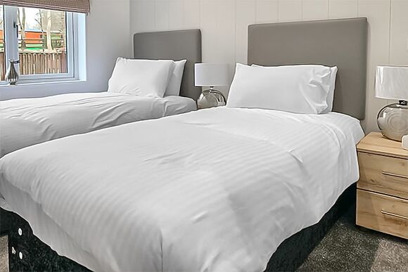 Comfort Plus Lodge 4 WF, Comfort Plus Lodge 4 - Devon Hills Holiday Park, Paignton