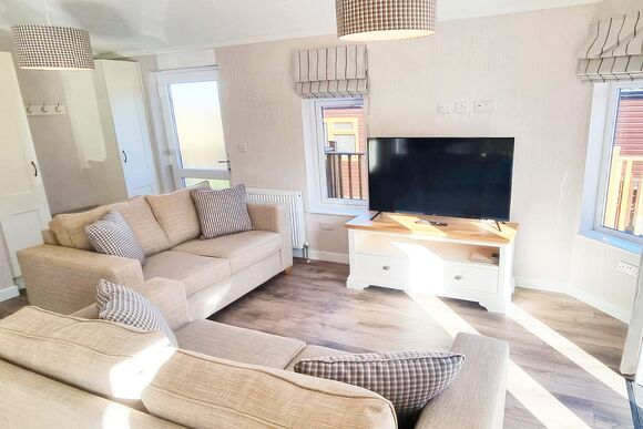 Comfort Plus Lodge  6 - Devon Hills Holiday Park, Paignton