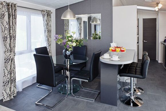 Comfort Holiday Home 4, Comfort Holiday Home 4 (No Pet) - Devon Hills Holiday Park, Paignton