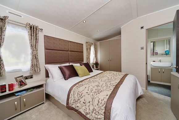 Comfort Holiday Home 4, Comfort Holiday Home 4 (No Pet) - Devon Hills Holiday Park, Paignton