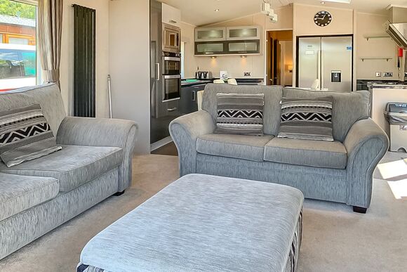 Superior Holiday Home 4 - Devon Hills Holiday Park, Paignton