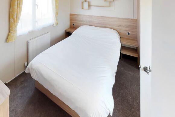 Silver  2 Caravan - Pakefield Holiday Park, Pakefield, Lowestoft