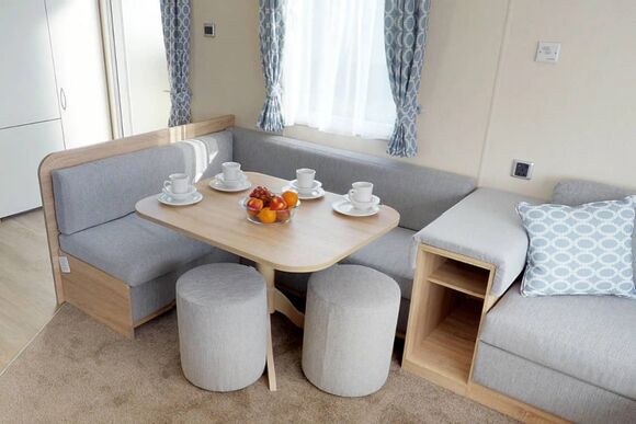 Gold Plus 2 Adapted Caravan (Pet Friendly) - Pakefield Holiday Park, Pakefield, Lowestoft