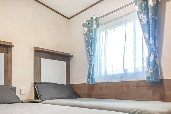 Larch Superior - Golden Palm Resort, Chapel St Leonards, Skegness