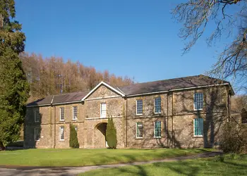 Pantglas Hall Lodges, Llandeilo, Nr Carmarthen