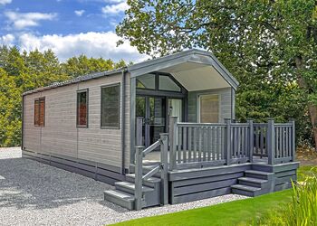 Kingfisher Lodge - Paradise Lakeside Lodges, Storwood, York