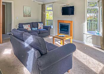 Cupola Lodge - Parmontley Hall Lodges, Whitfield, Hexham