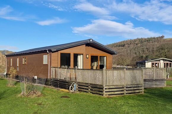 Red Oak Lodge - Parmontley Hall Lodges, Whitfield, Hexham