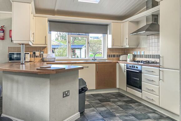 Cupola Lodge - Parmontley Hall Lodges, Whitfield, Hexham