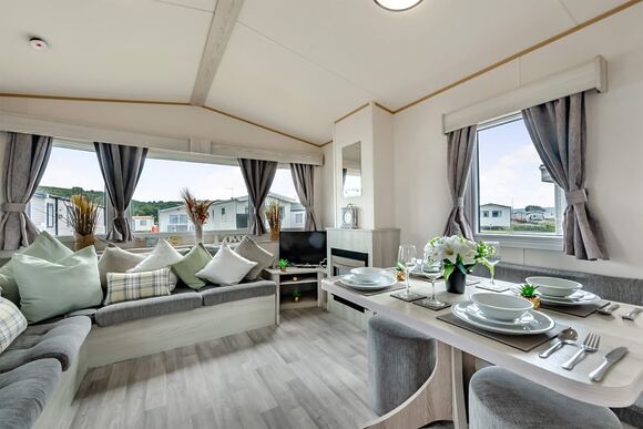 Bronze Caravan with parking 8 - Barmston Beach, Nr Bridlington, East Yorkshire