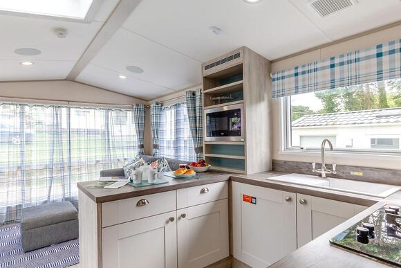 Bronze Premium Caravan with parking - Barmston Beach, Nr Bridlington, East Yorkshire