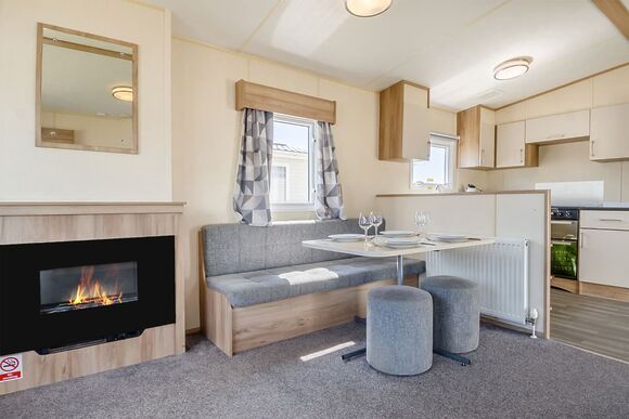 Gold Caravan with parking & decking 4, Gold Caravan with parking & decking 4 P - Barmston Beach, Nr Bridlington, East Yorkshire