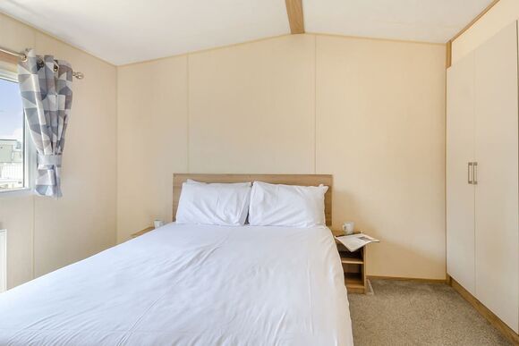 Gold Caravan with parking & decking 4 P, Gold Caravan with parking & decking 4 - Barmston Beach, Nr Bridlington, East Yorkshire
