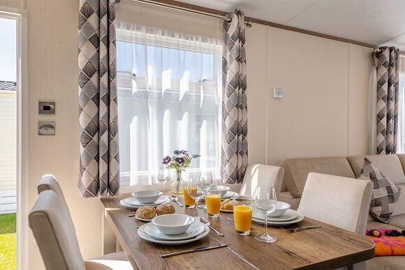 Gold Premium Caravan, parking, ensuite & decking 6 P, Gold Premium Caravan, parking, ensuite & decking 6 - Barmston Beach, Nr Bridlington, East Yorkshire