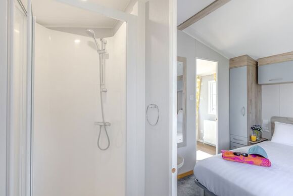 Silver Caravan with parking & decking, Silver Caravan with parking & decking P - Barmston Beach, Nr Bridlington, East Yorkshire