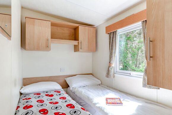 Silver Caravan with parking & decking 8 P, Silver Caravan with parking & decking 8 - Barmston Beach, Nr Bridlington, East Yorkshire