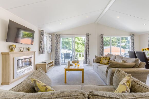 Prestige Lodge with parking, ensuite & decking 4 - Barmston Beach, Nr Bridlington, East Yorkshire