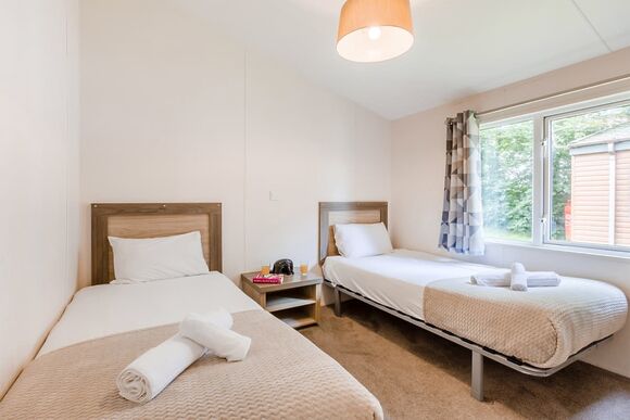 Prestige Lodge with parking, ensuite & decking 4 - Barmston Beach, Nr Bridlington, East Yorkshire