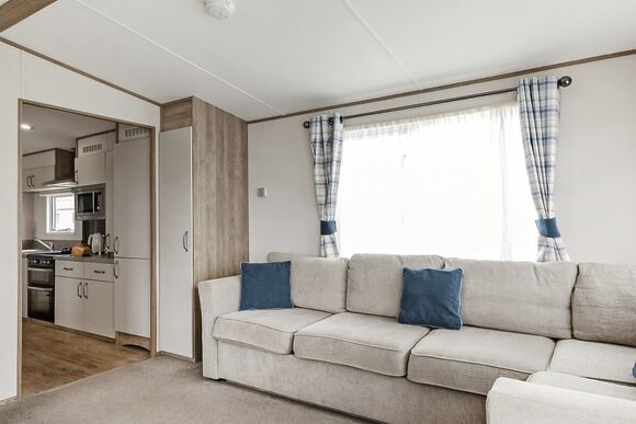 Gold Accessible with parking & decking - Barmston Beach, Nr Bridlington, East Yorkshire