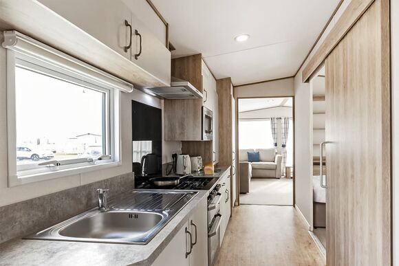 Gold Accessible with parking & decking - Barmston Beach, Nr Bridlington, East Yorkshire