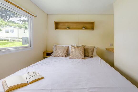 Bronze 3 Bedroom Caravan, Sleeps 8 - Bideford Bay, Bideford, Nr Clovelly