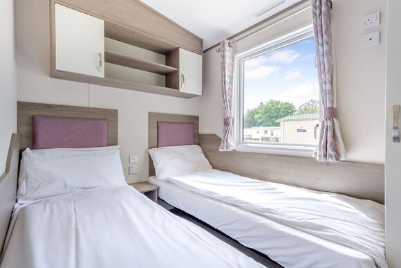 Gold Caravan with decking & sea view - Bideford Bay, Bideford, Nr Clovelly